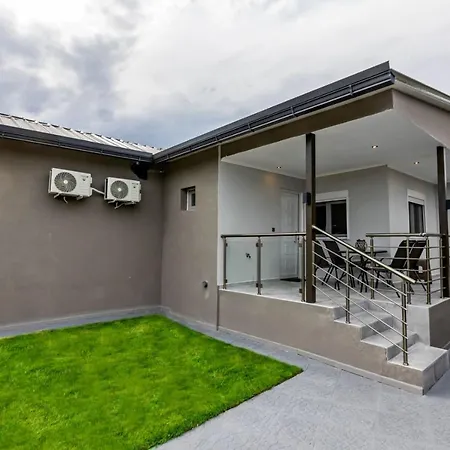 K&M Villas Nea Kallikrateia Exterior photo